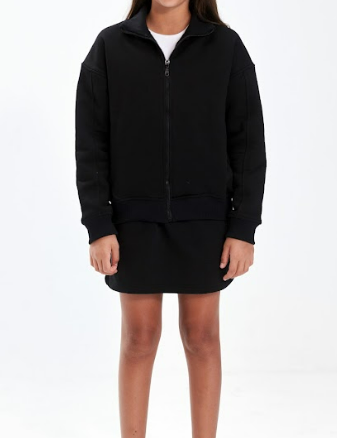 black_skirt_3.png