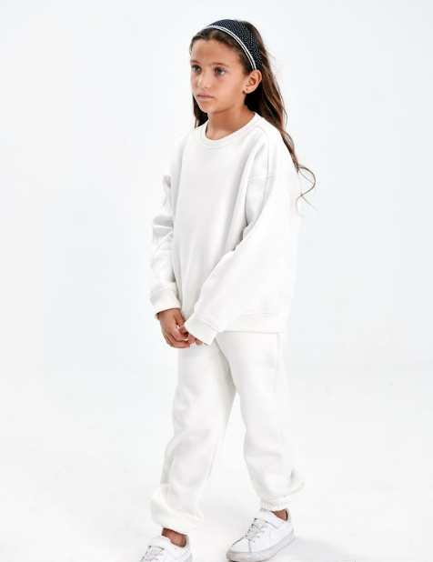 white_2.png